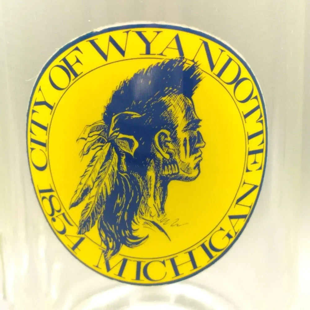 Wyandotte Michigan 1854 City Seal Glass Beer Mug 5.5” Vintage Souvenir